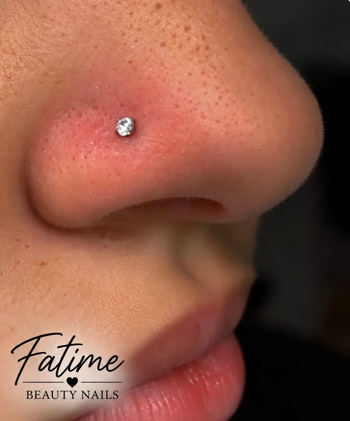 Piercing-Galerie, Bild 6